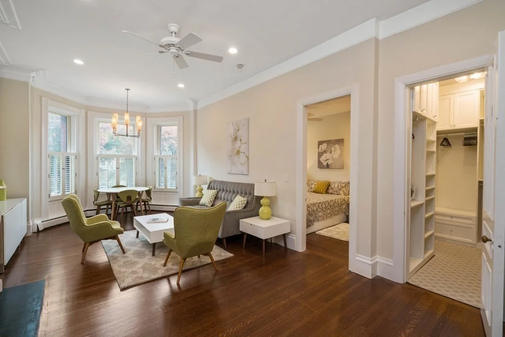 320 Commonwealth Ave, Back Bay