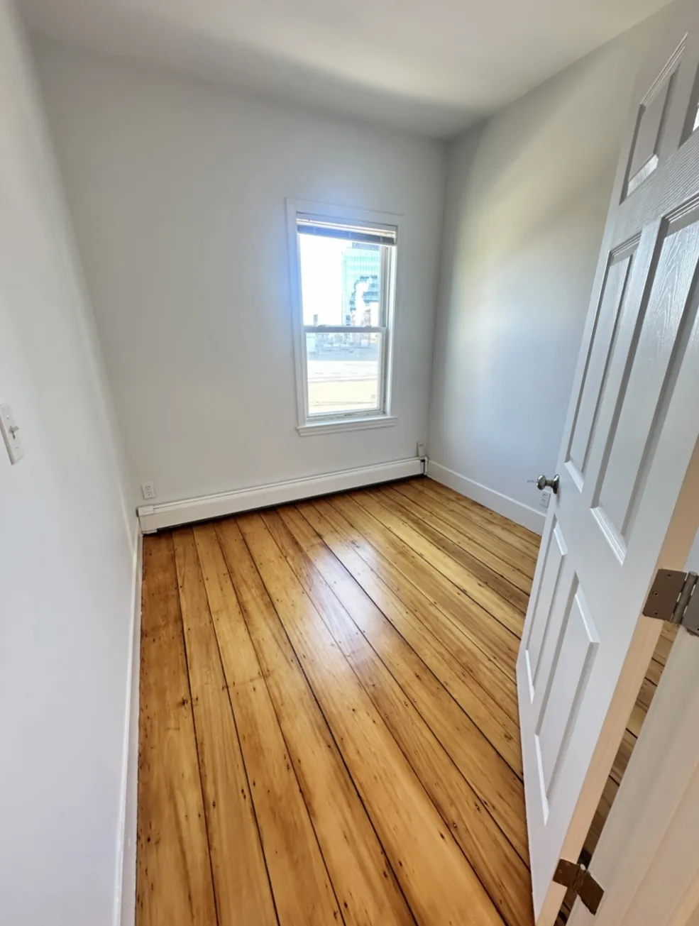 61 Webster Ave, Ward Two