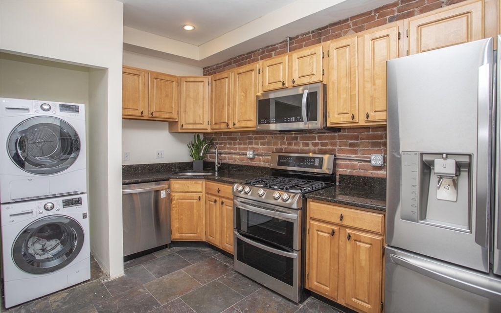 431 Faneuil St, Brighton