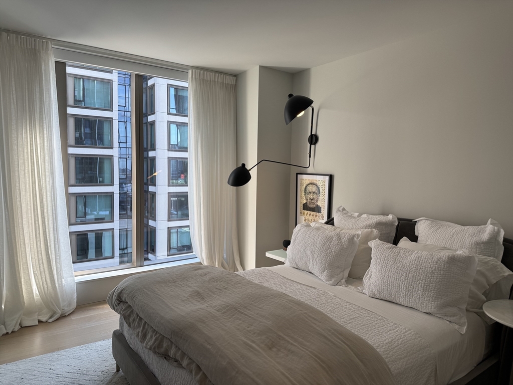 135 Seaport Blvd, Seaport District