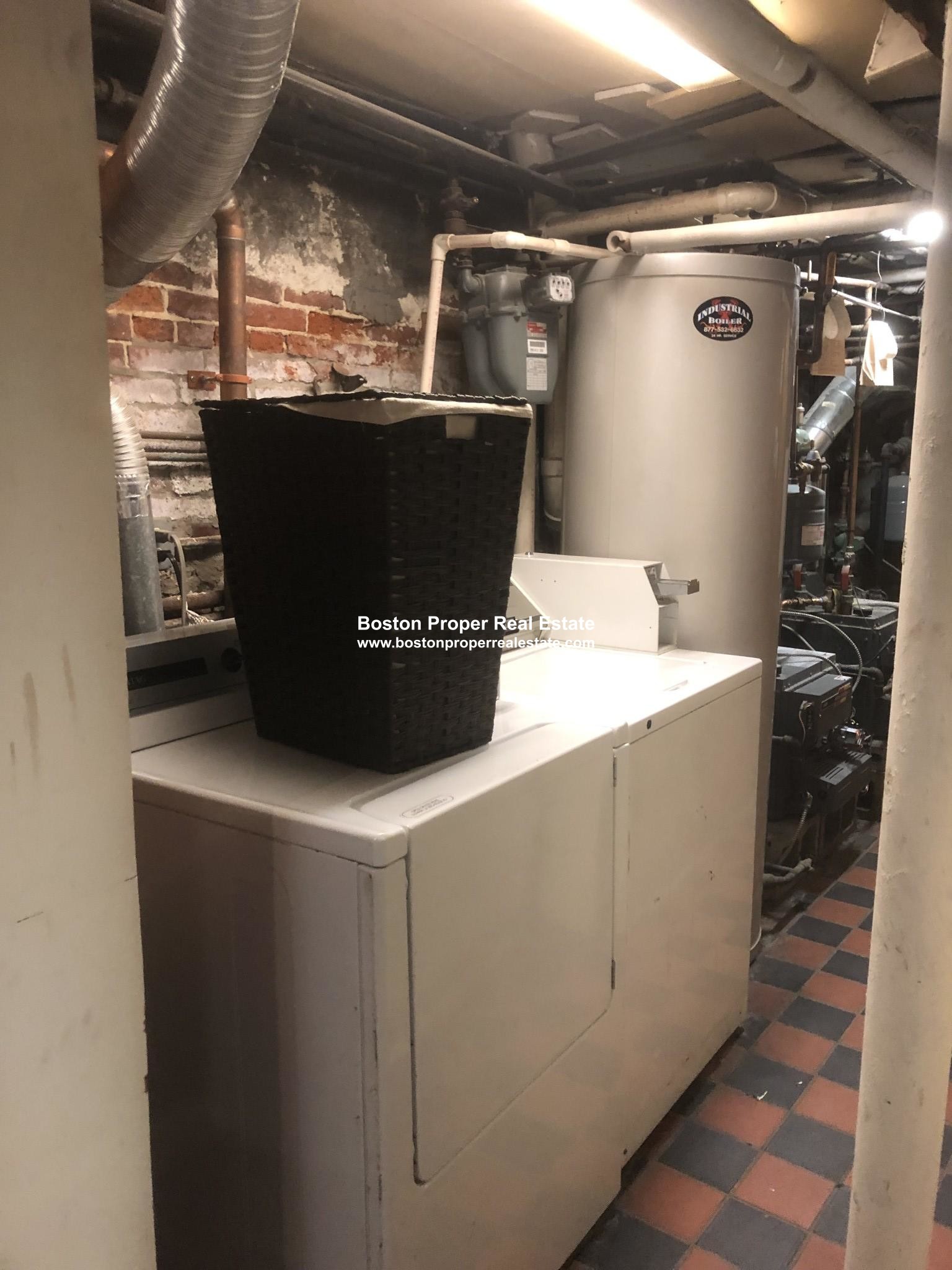 24 Joy St, Beacon Hill