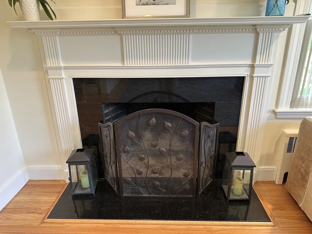 45 Wellesley Rd, Belmont