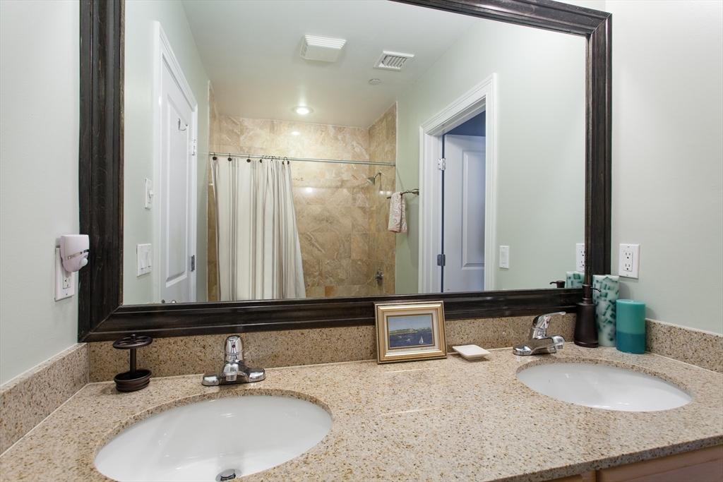 655 E 2nd St, South Boston