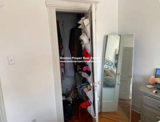 64 Charlesgate East, Fenway