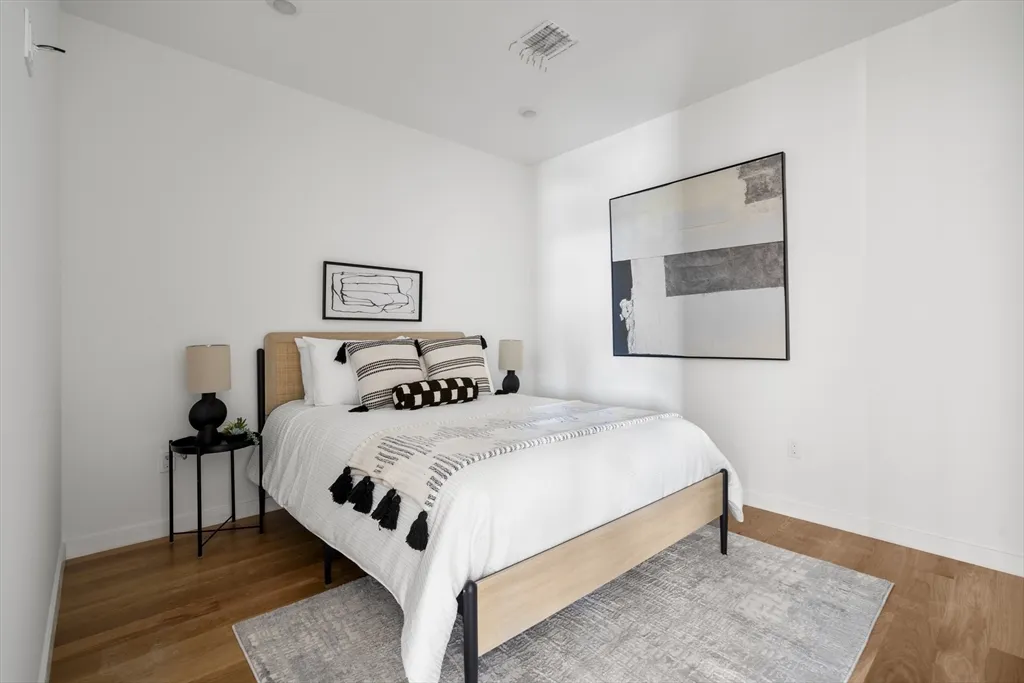 267 Old Colony Ave, South Boston