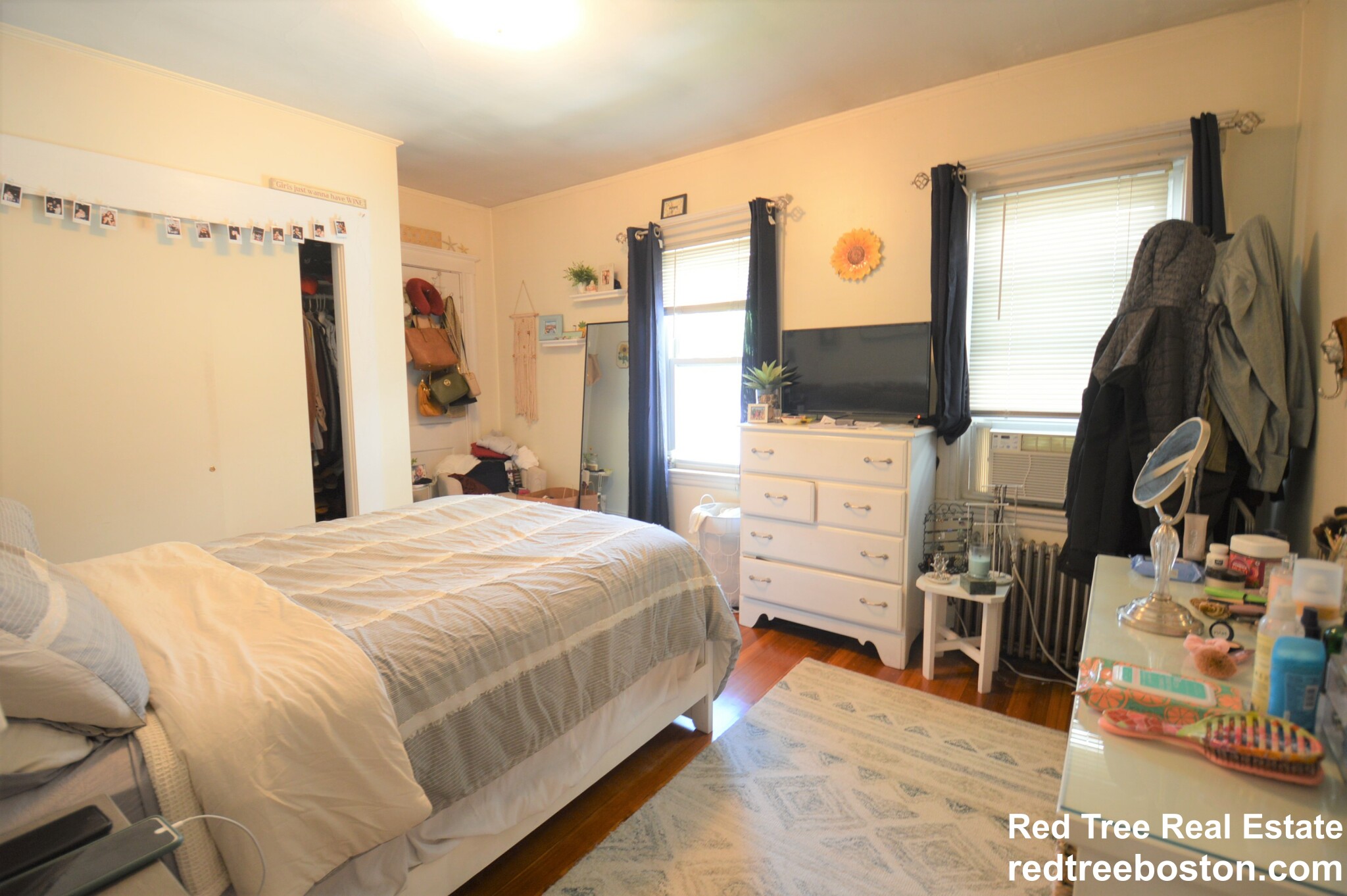 18 Hunnewell Ave, Brighton