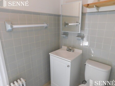 15 Prentiss St, Baldwin