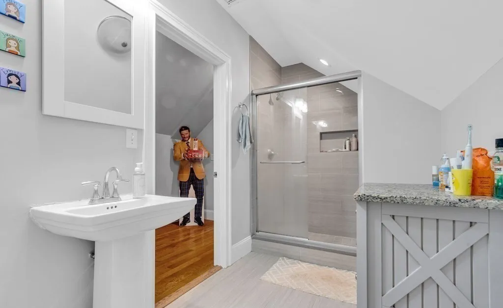 180 St Alphonsus, Boston