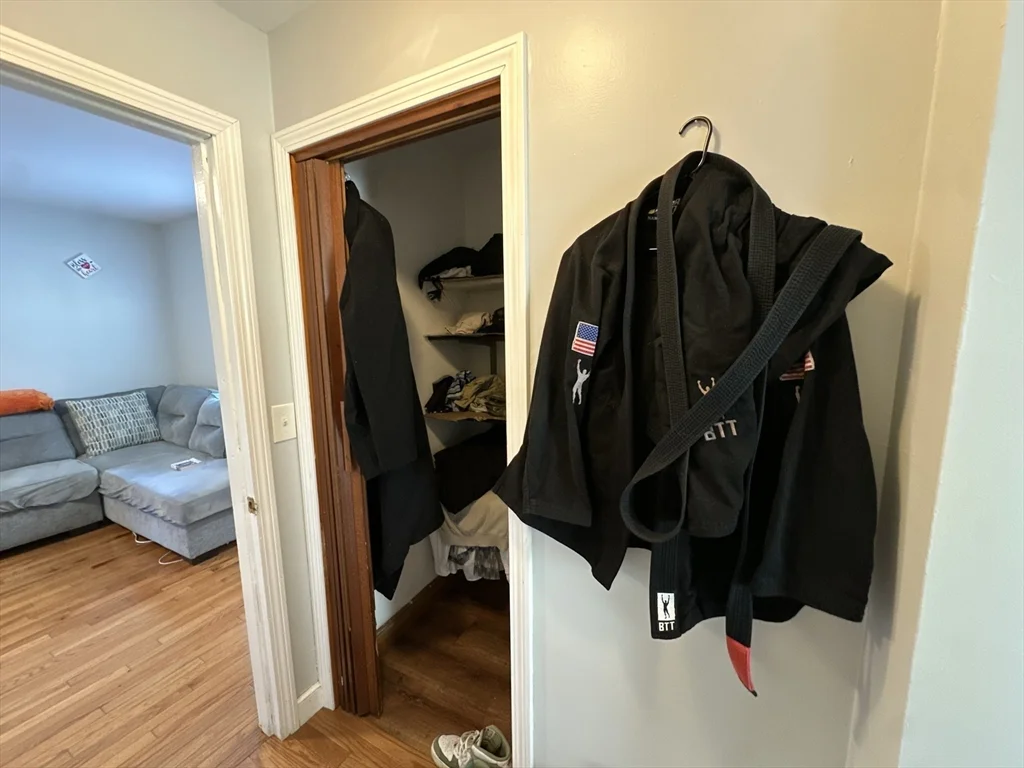 154 Vine St, Everett
