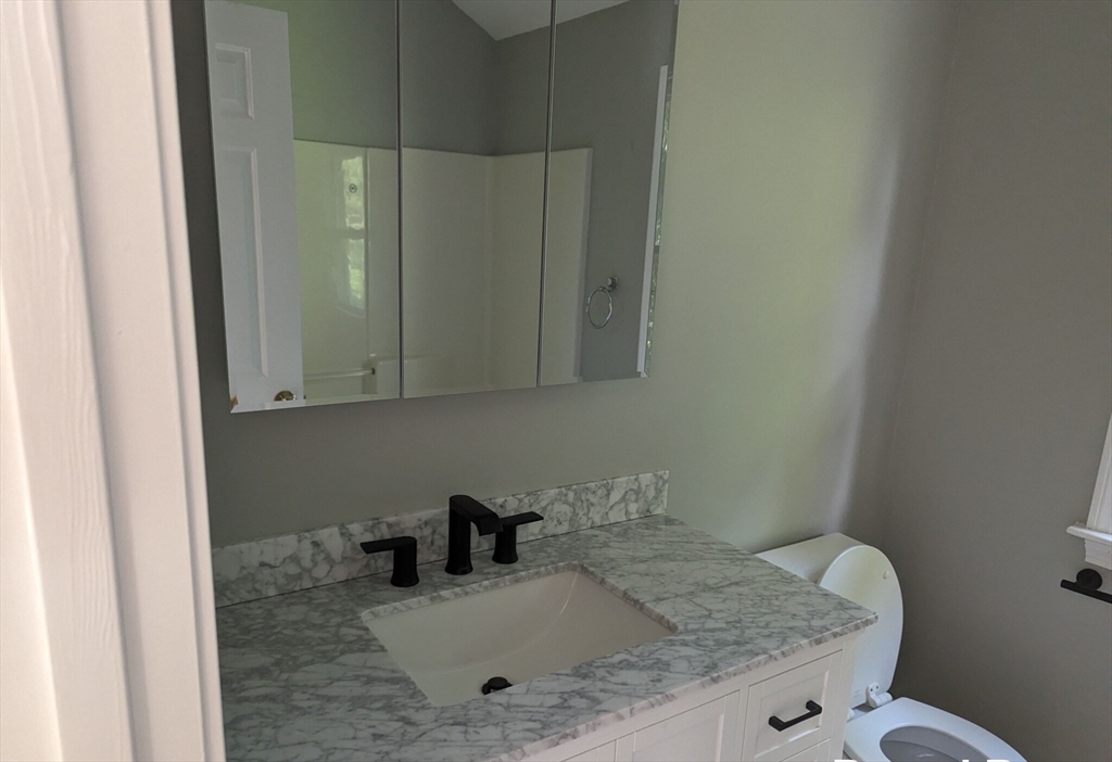 202 Dale St, Waltham