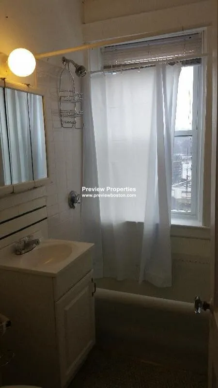 1615 Commonwealth Ave, Brighton