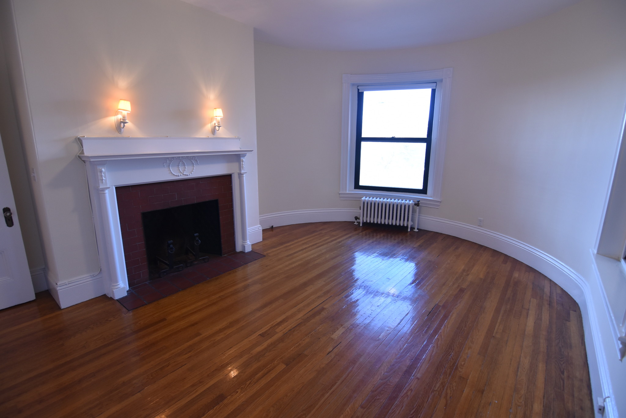 504 Beacon St, Fenway