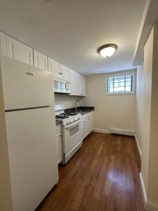 381 Harvard St, Mid-Cambridge