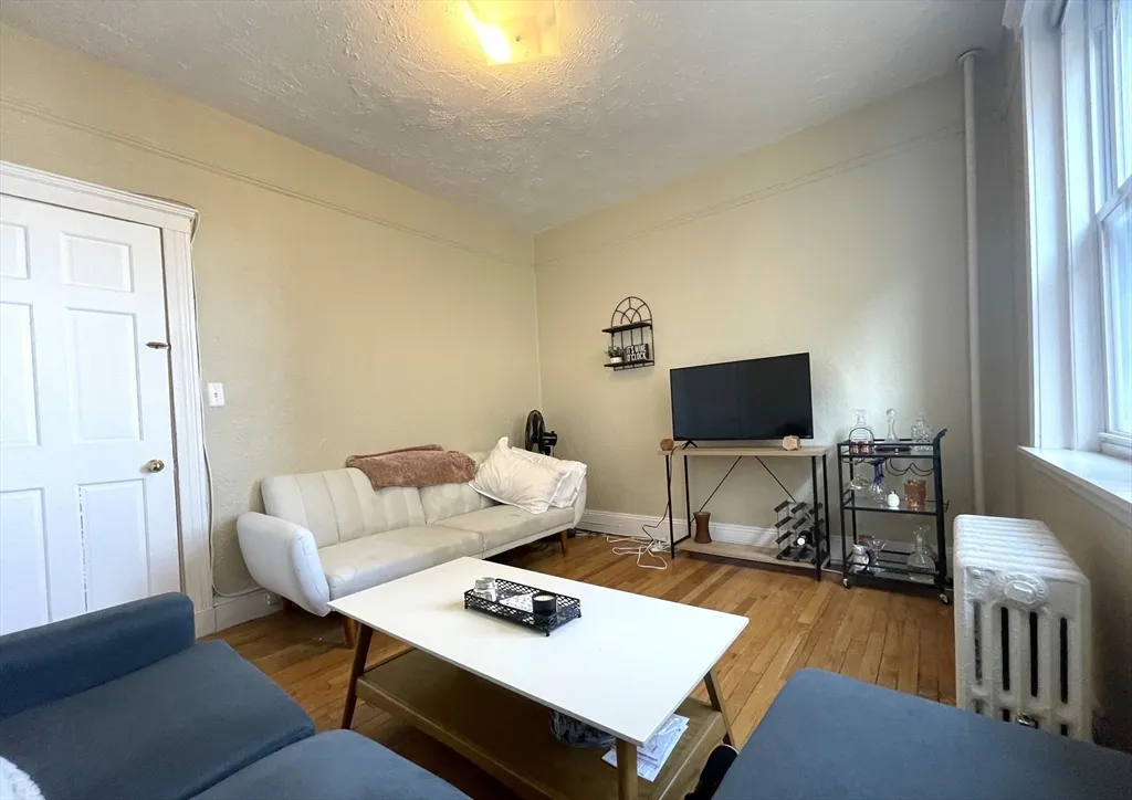 1691 Commonwealth Ave, Brighton