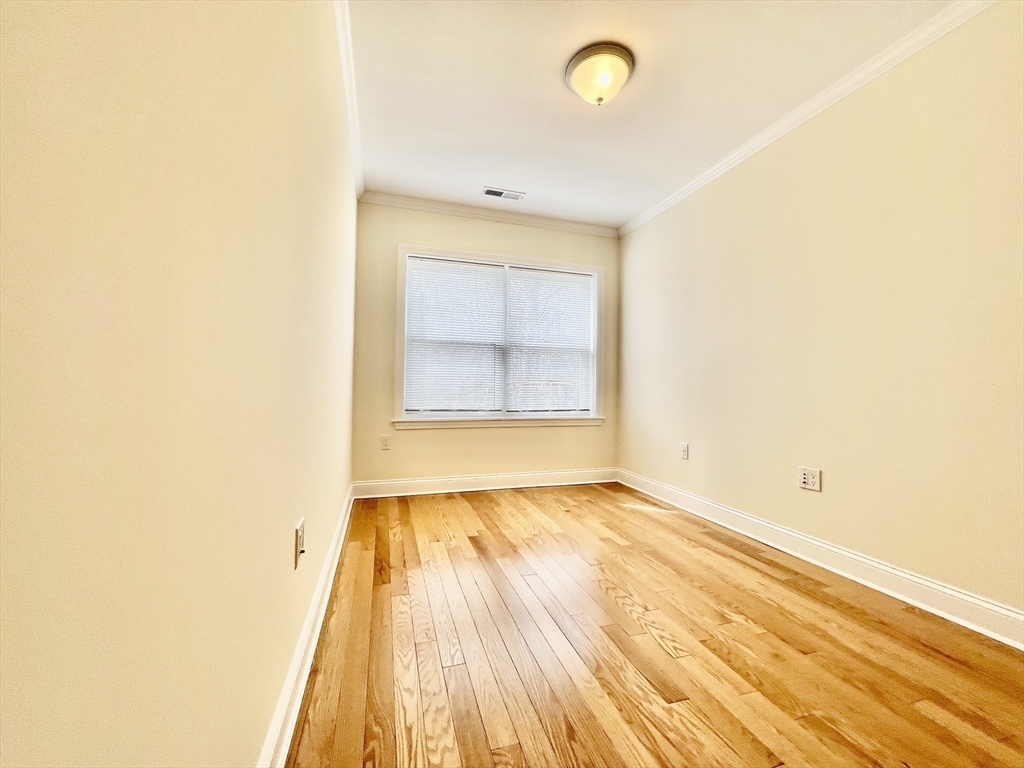 111 Independence Dr, Brookline