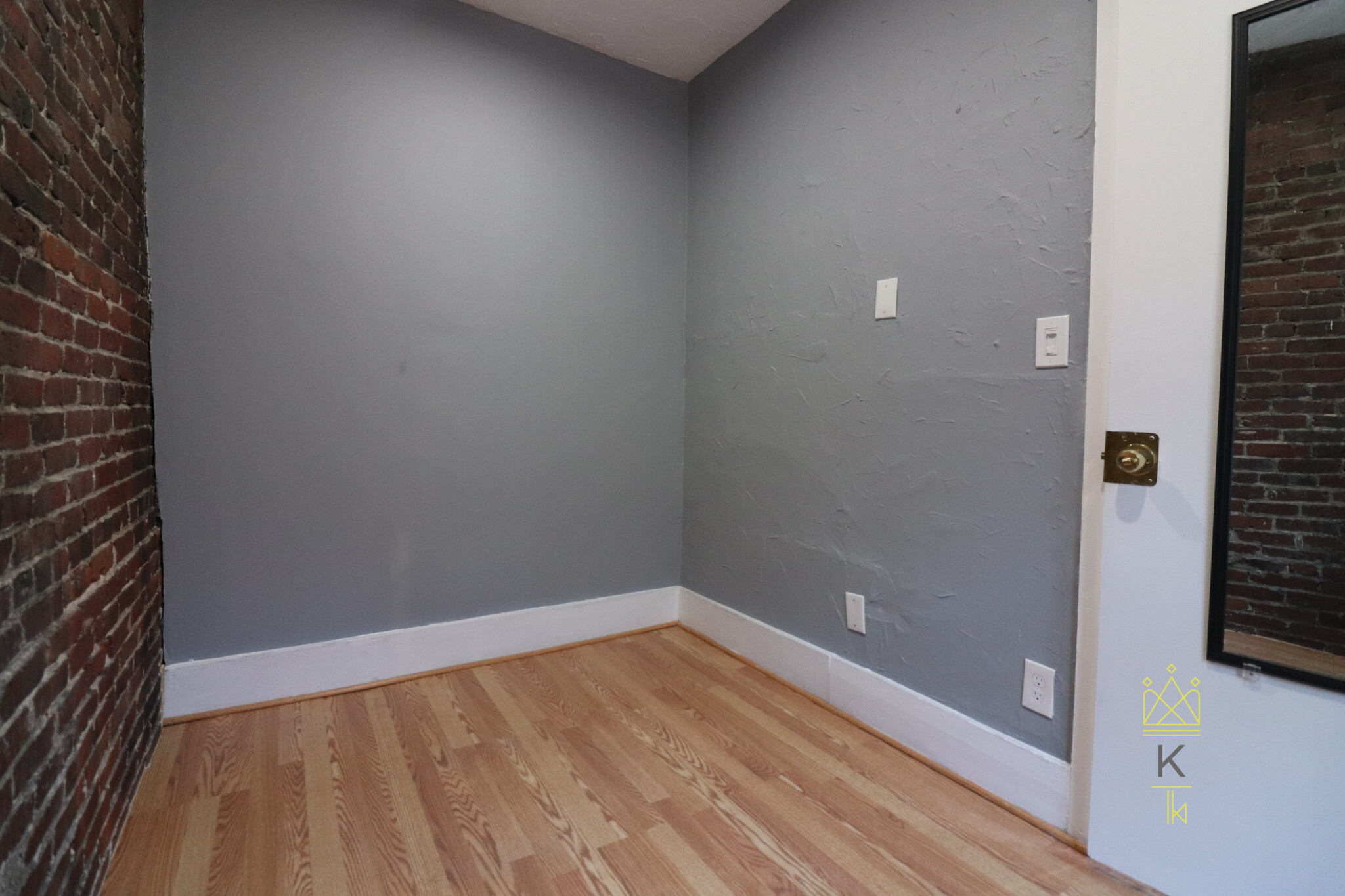 39 Irving St, Beacon Hill