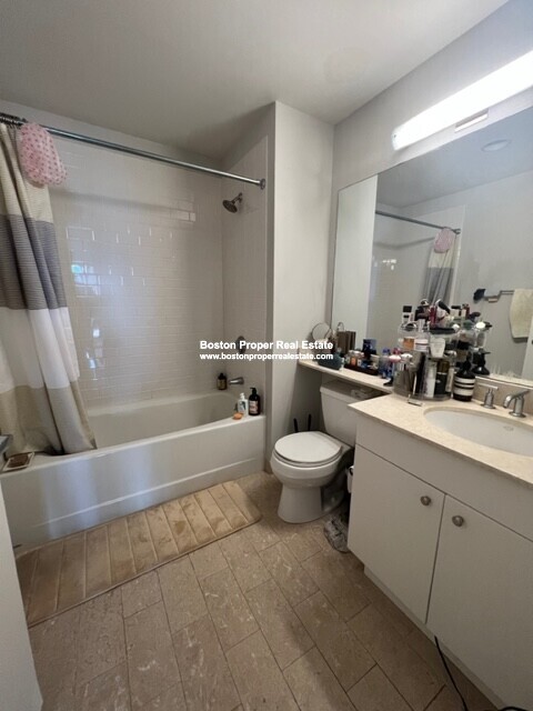 17 Otis St, East Cambridge