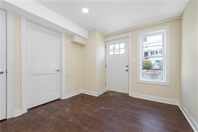 232 Fulton St, Medford