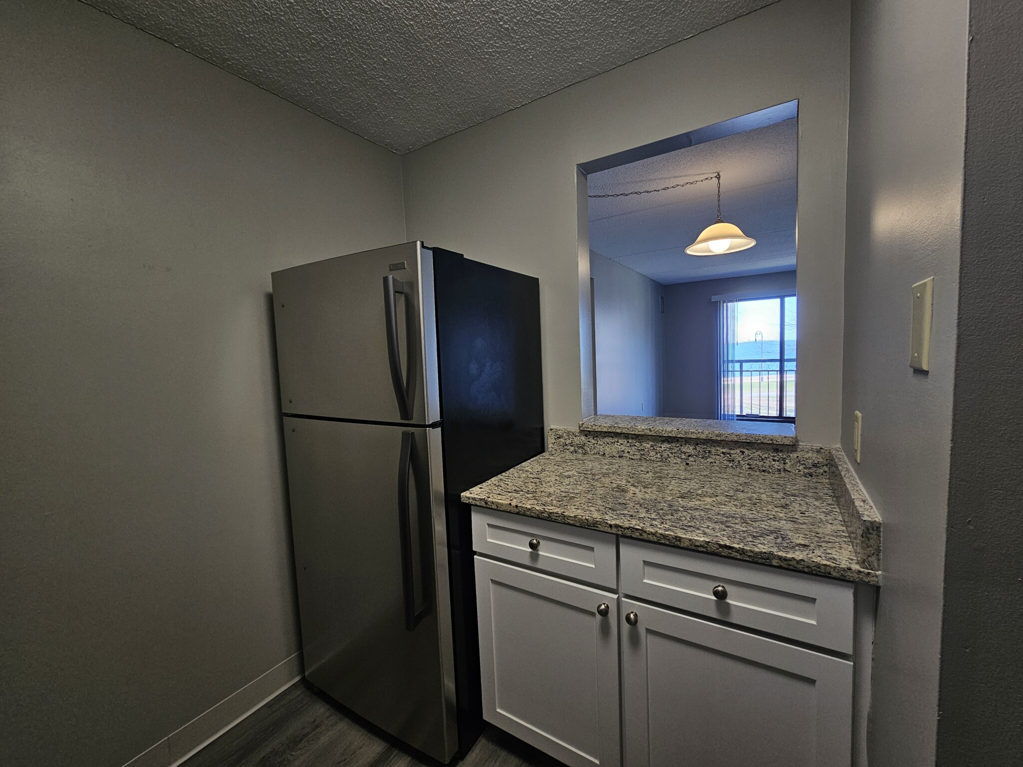 65 North Point Dr, Dorchester