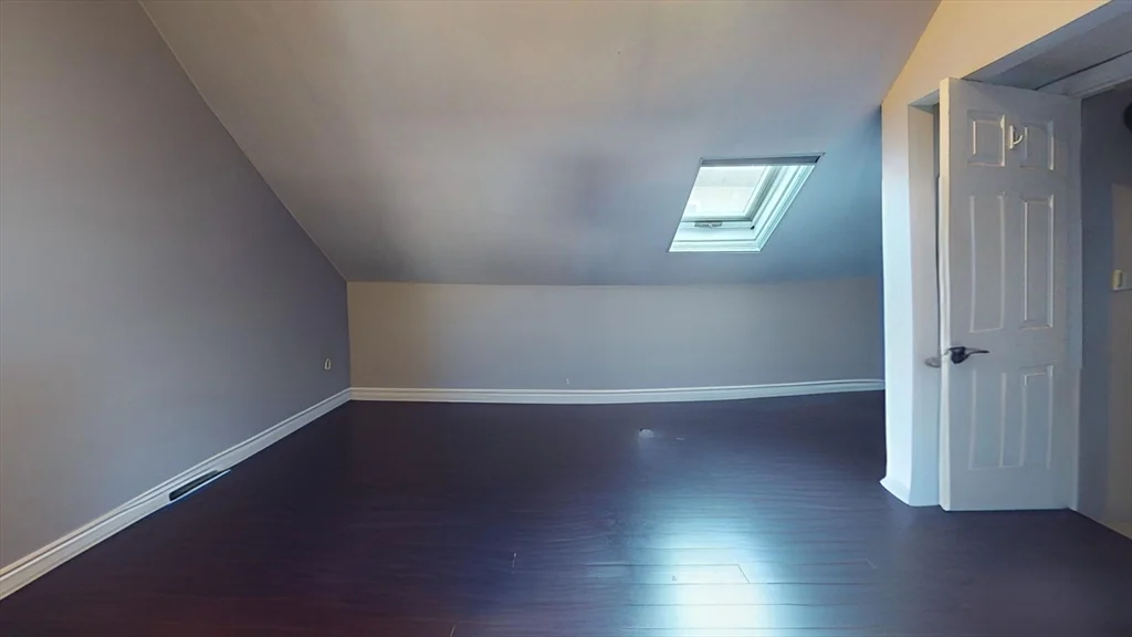 215 Bolton, South Boston