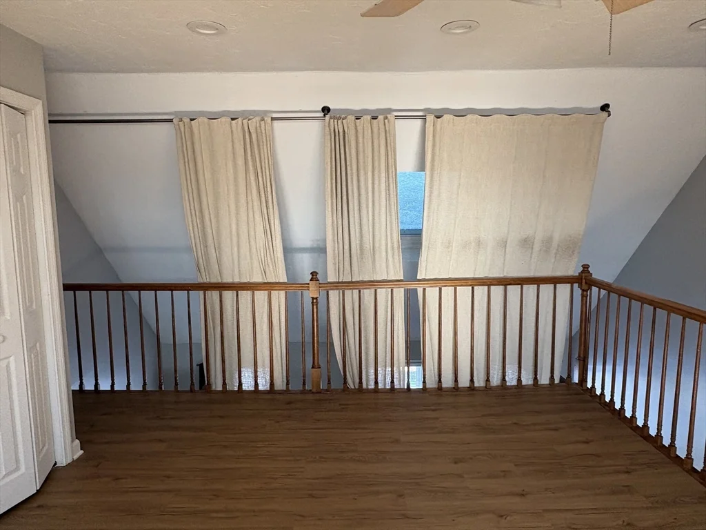 453 Turnpike St, Easton