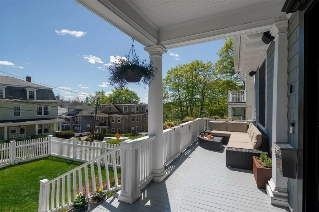 36 Laurel St, Spring Hill