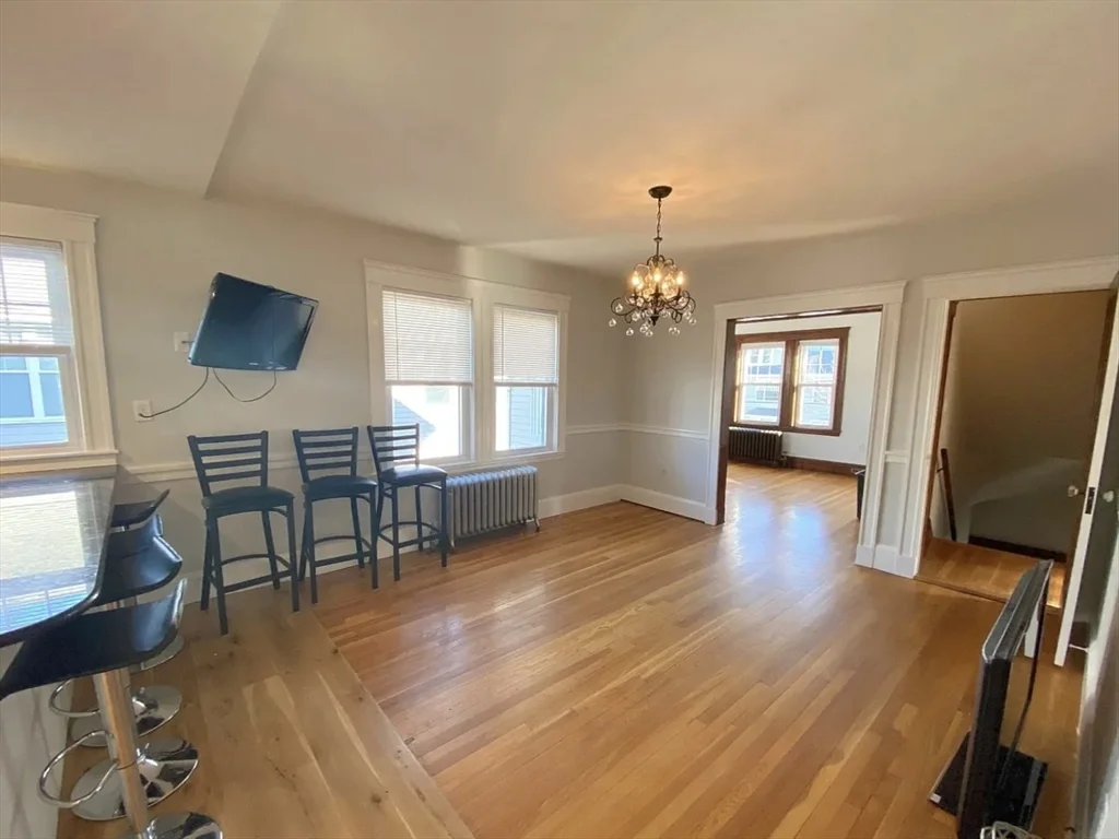 6 Dalton Rd, Belmont