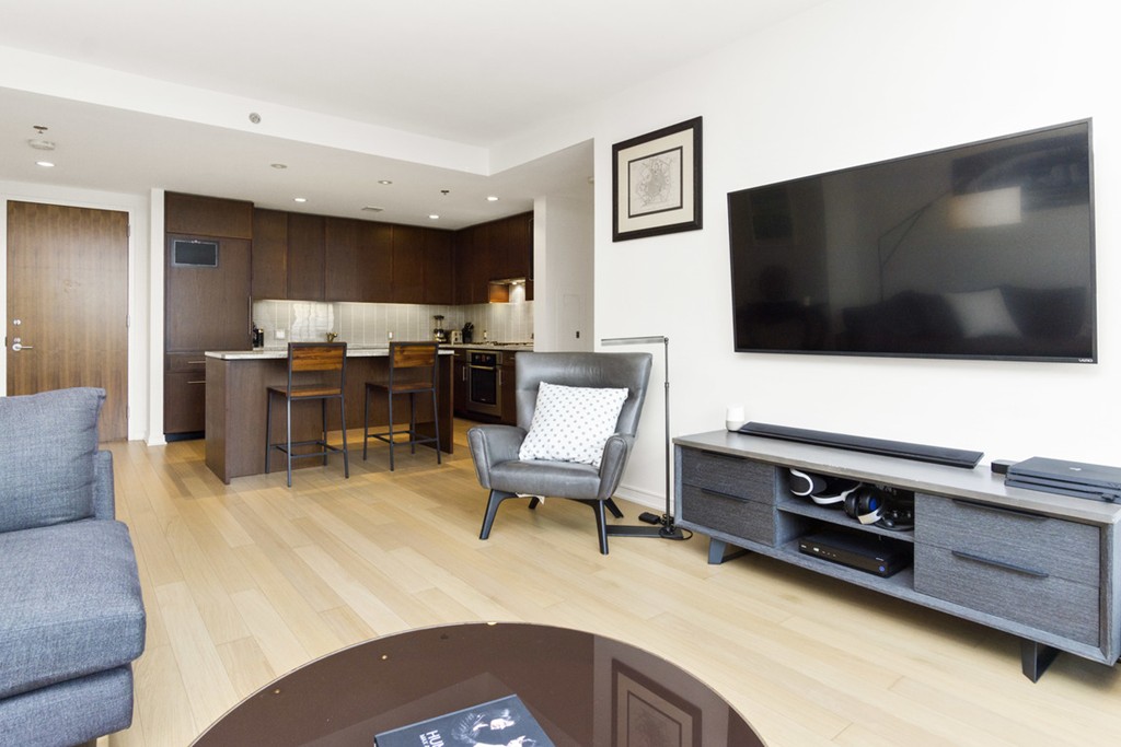 580 Washington St, Midtown