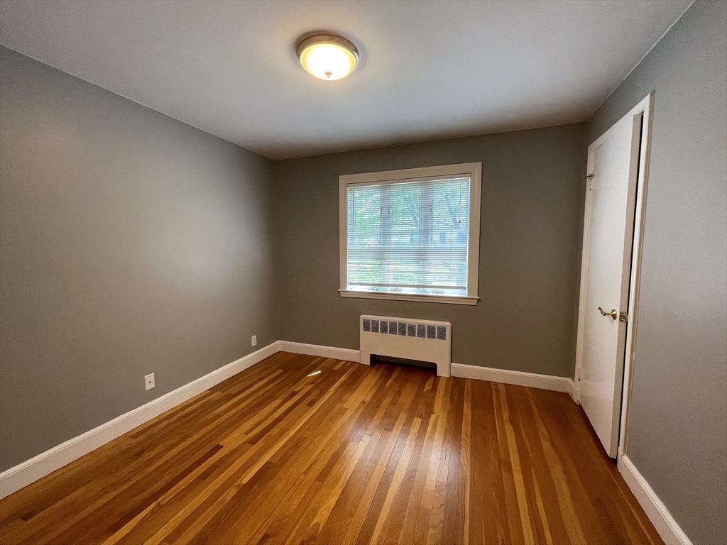 136 Truman, Newton