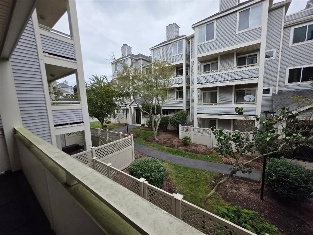 200 Falls Blvd, Quincy