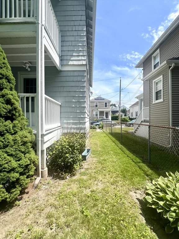7 Summer St, West Roxbury