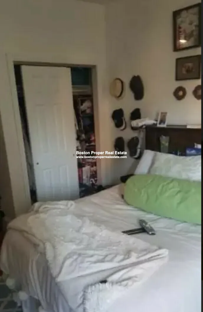 26 Hemenway St, Fenway