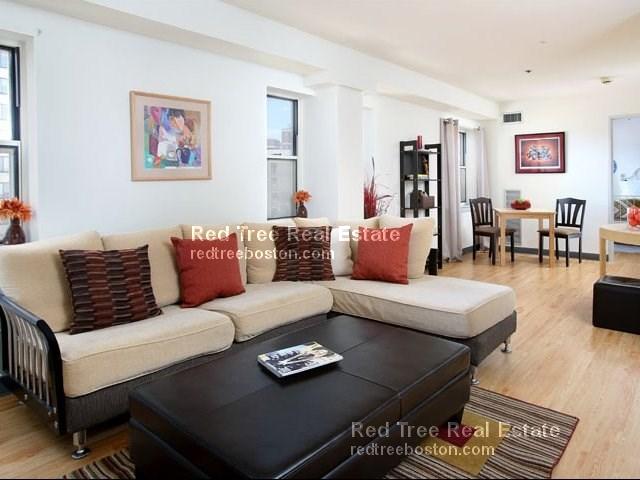 888 Washington St, Chinatown