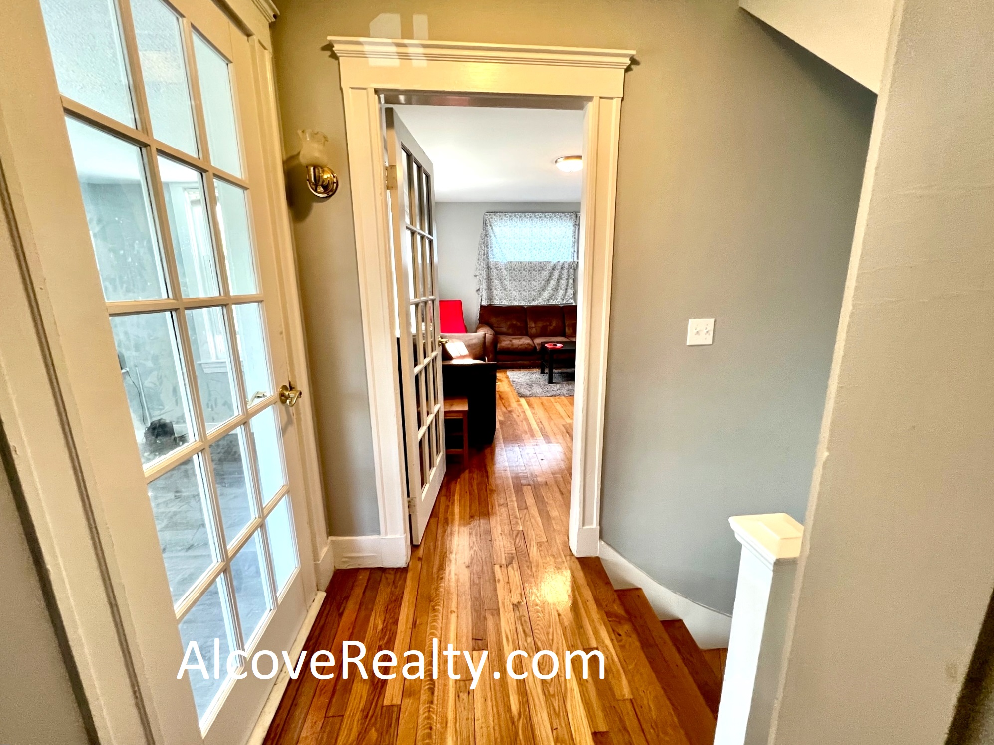 37 Sterling St, West Somerville