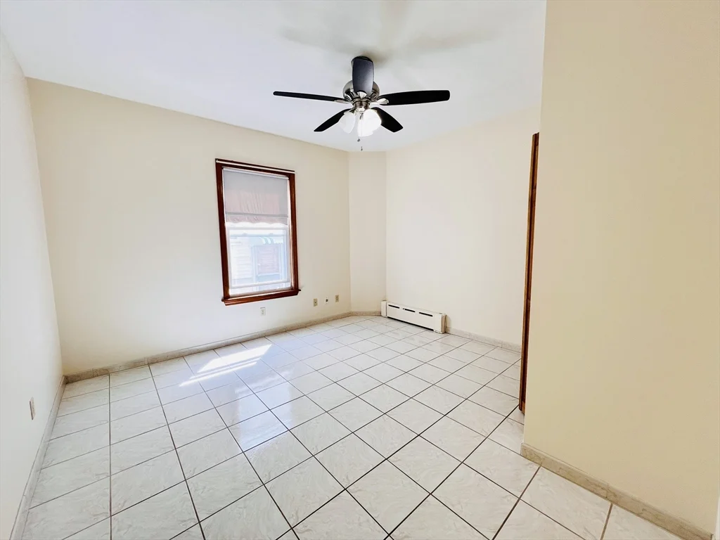 34 Medford St, Medford