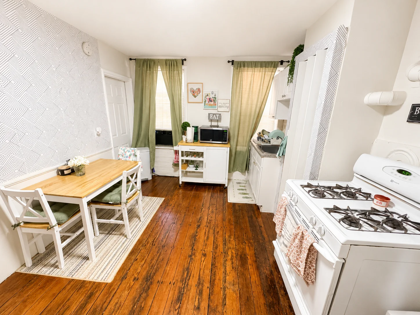 9 Winchester St, Bay Village