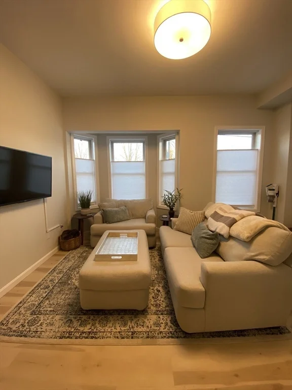 258 Bremen St, East Boston