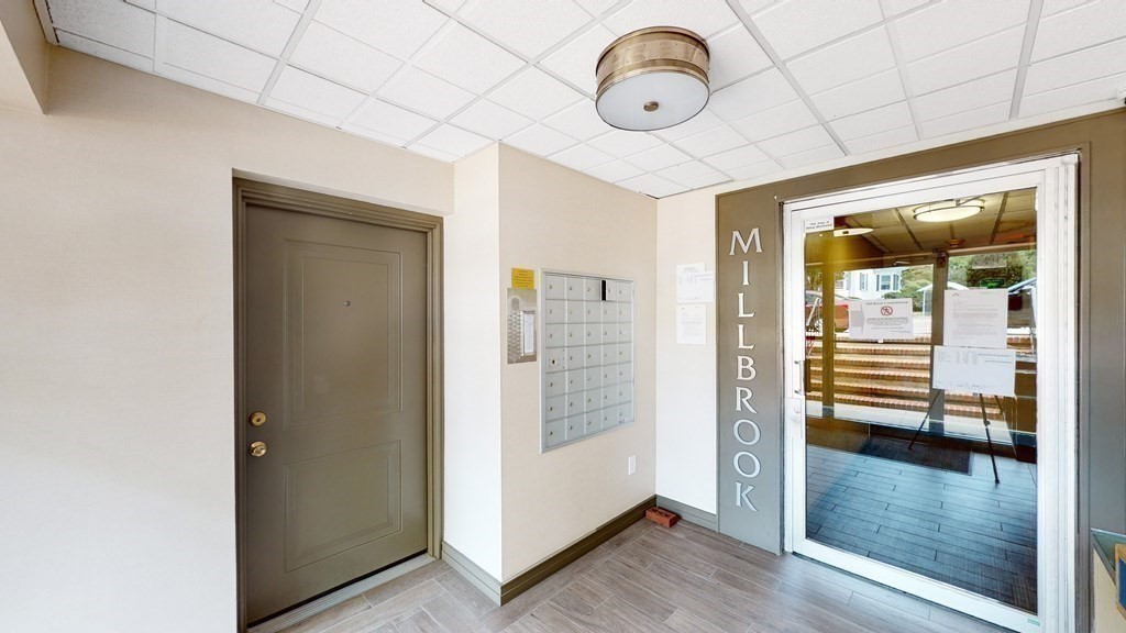 995 Massachusetts Ave, Arlington