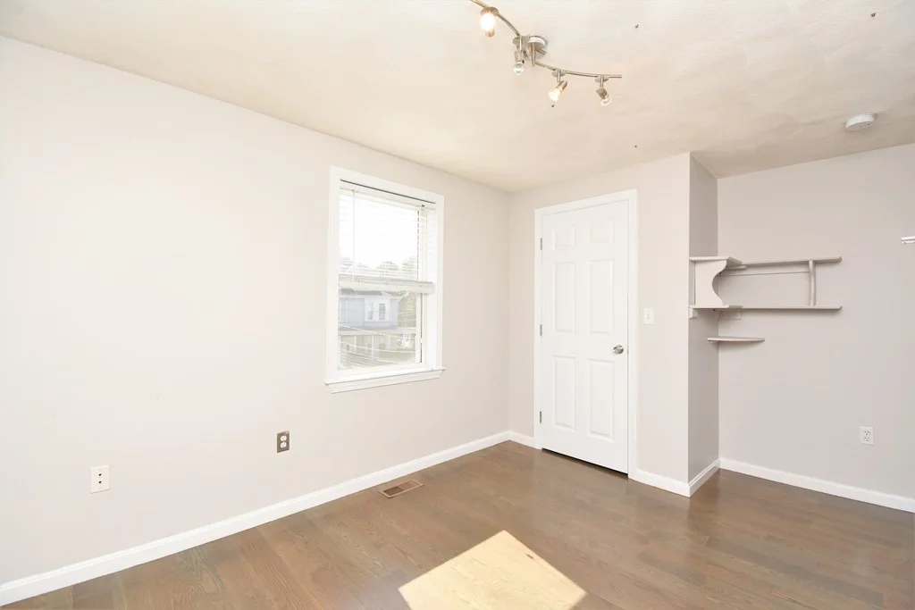 191 Adams St, South Waltham