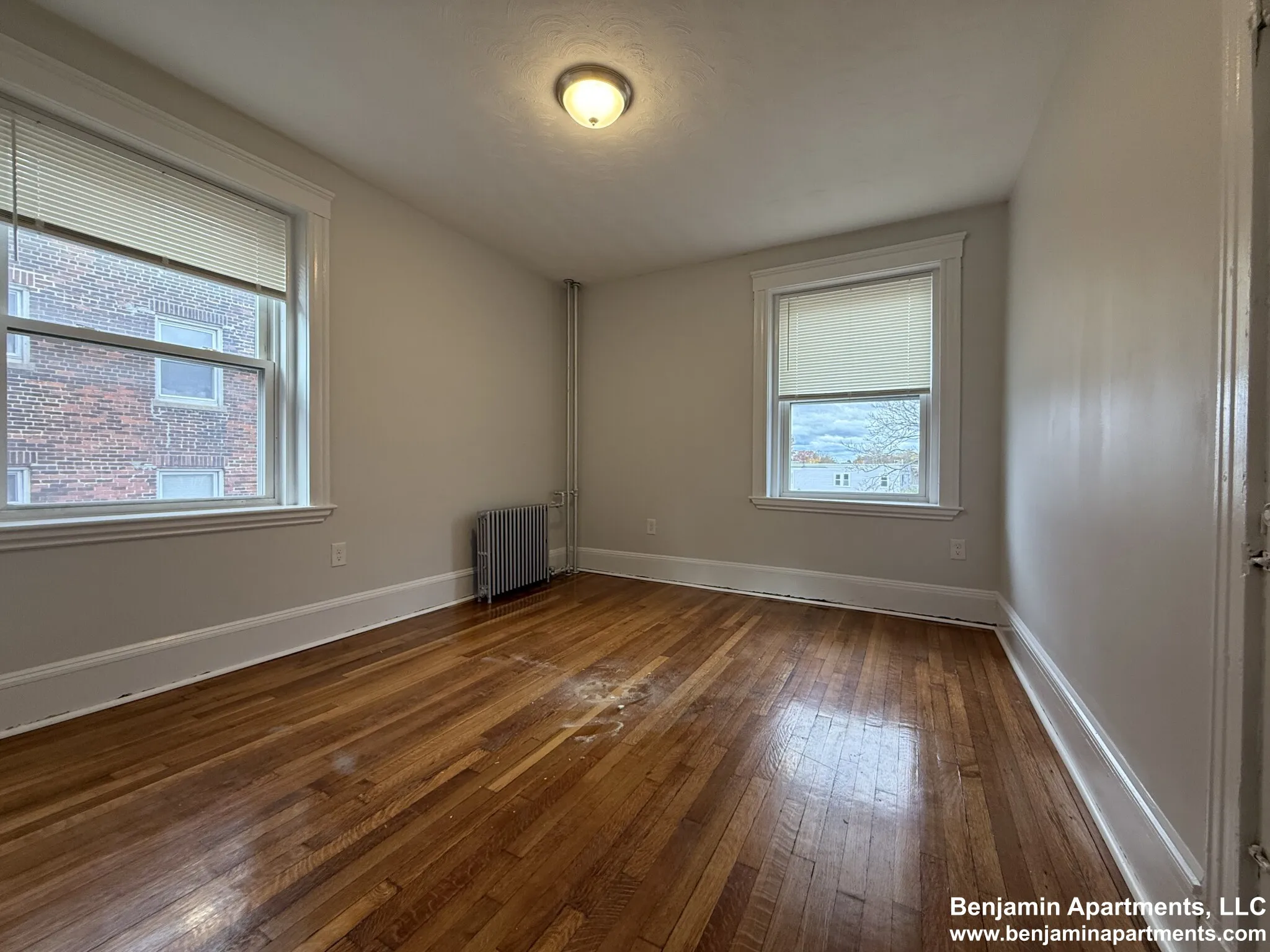 1615 Commonwealth Ave, Brighton