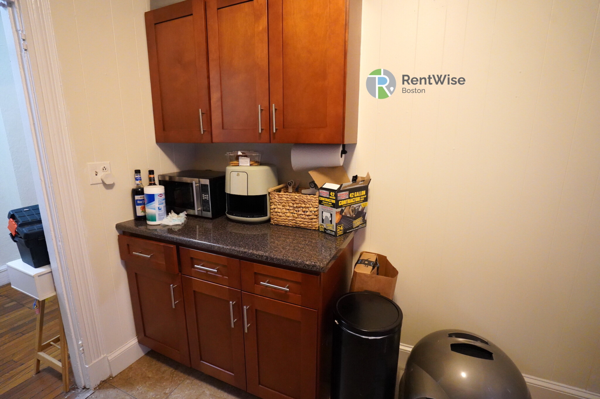 1810 Commonwealth Ave, Brighton