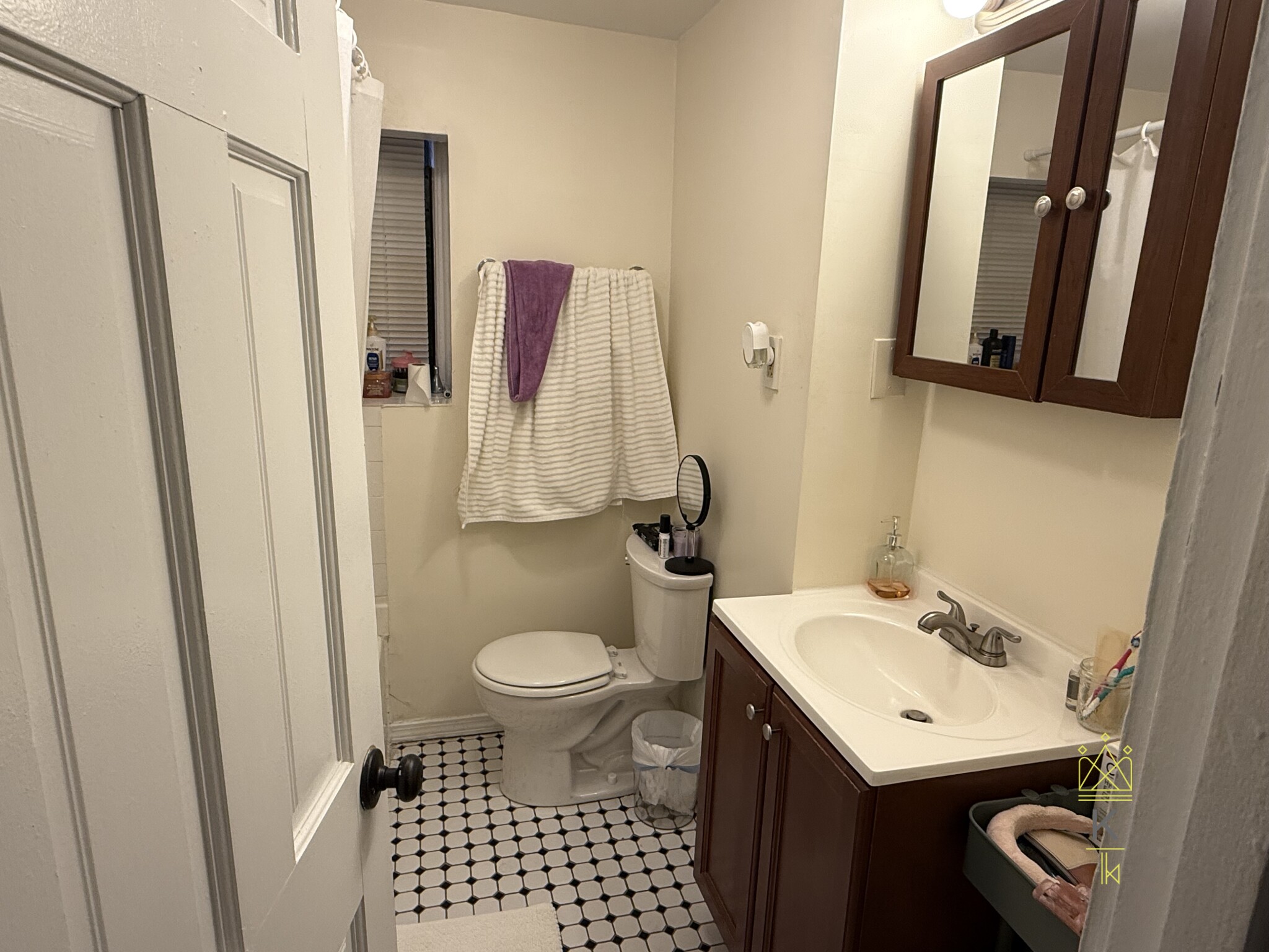 1961 Commonwealth Ave, Brighton