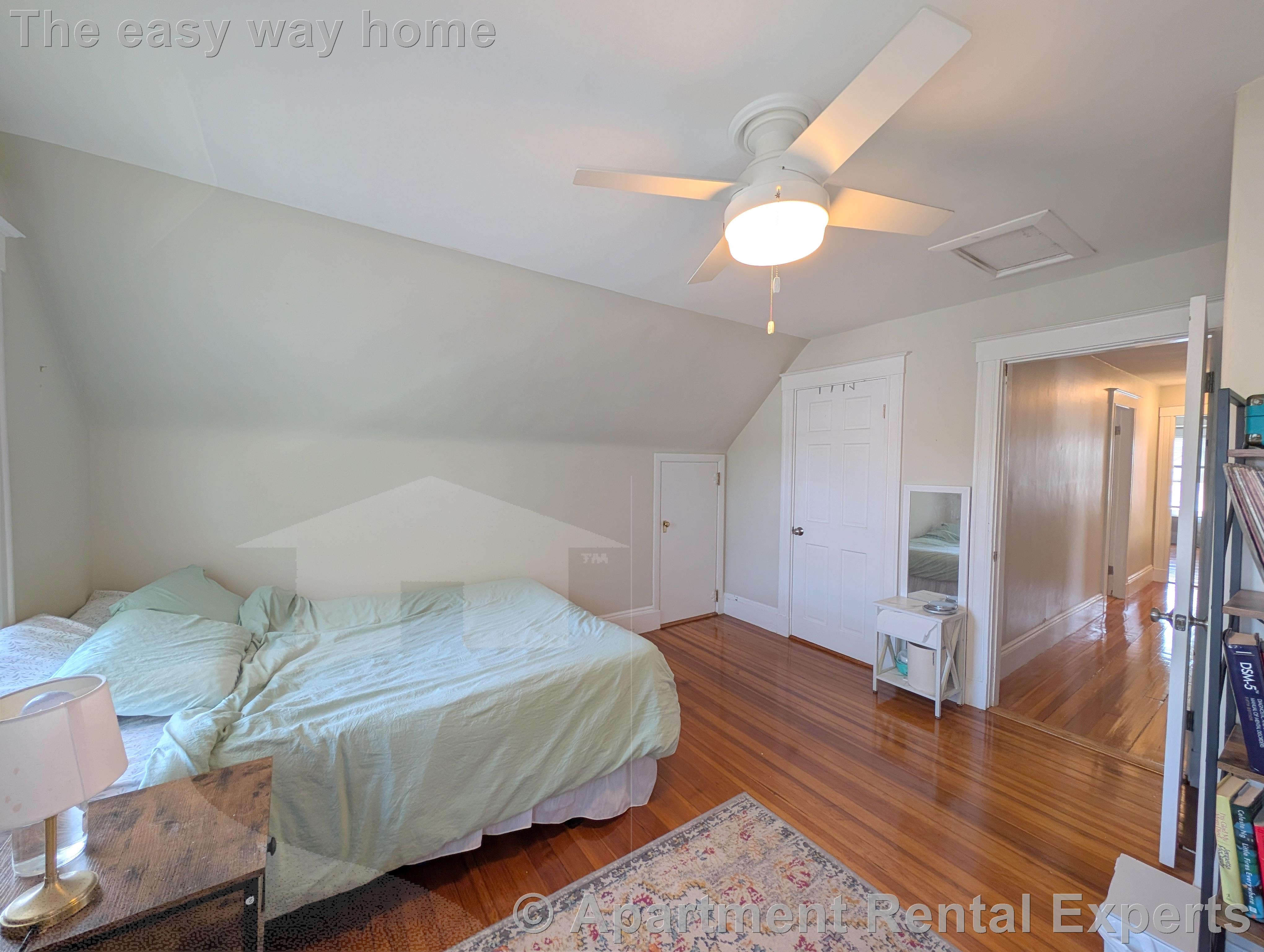 42 Lowden Ave, Davis Square