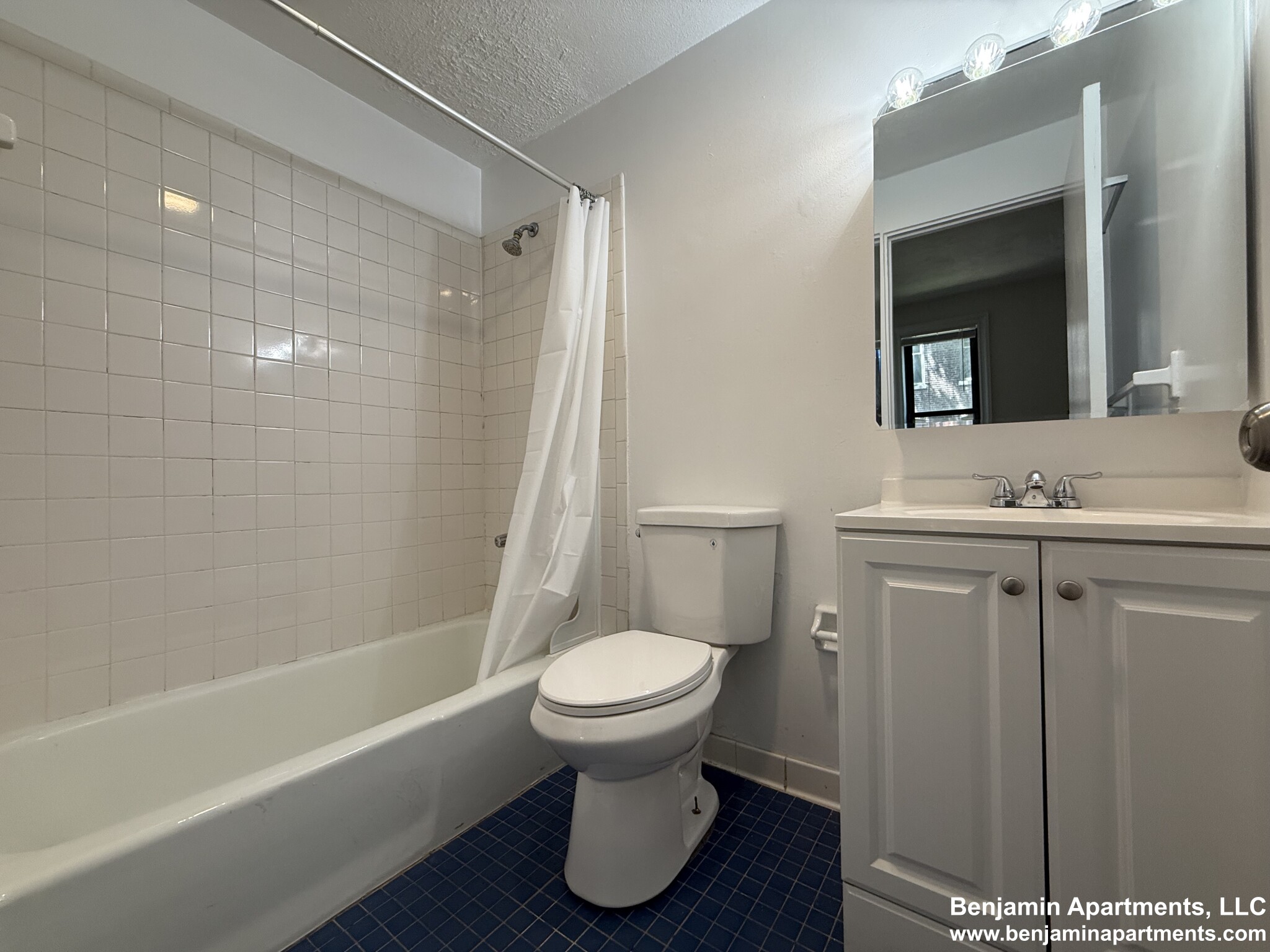 23 Cortes St, Back Bay