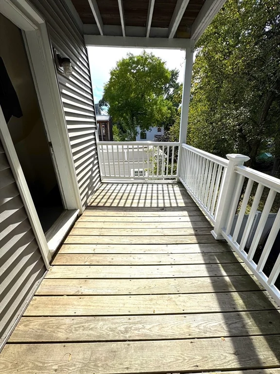 67 Washburn Ave, North Cambridge