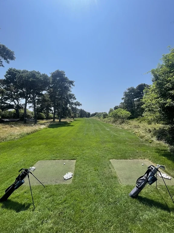 1 Pochick Ave, Nantucket