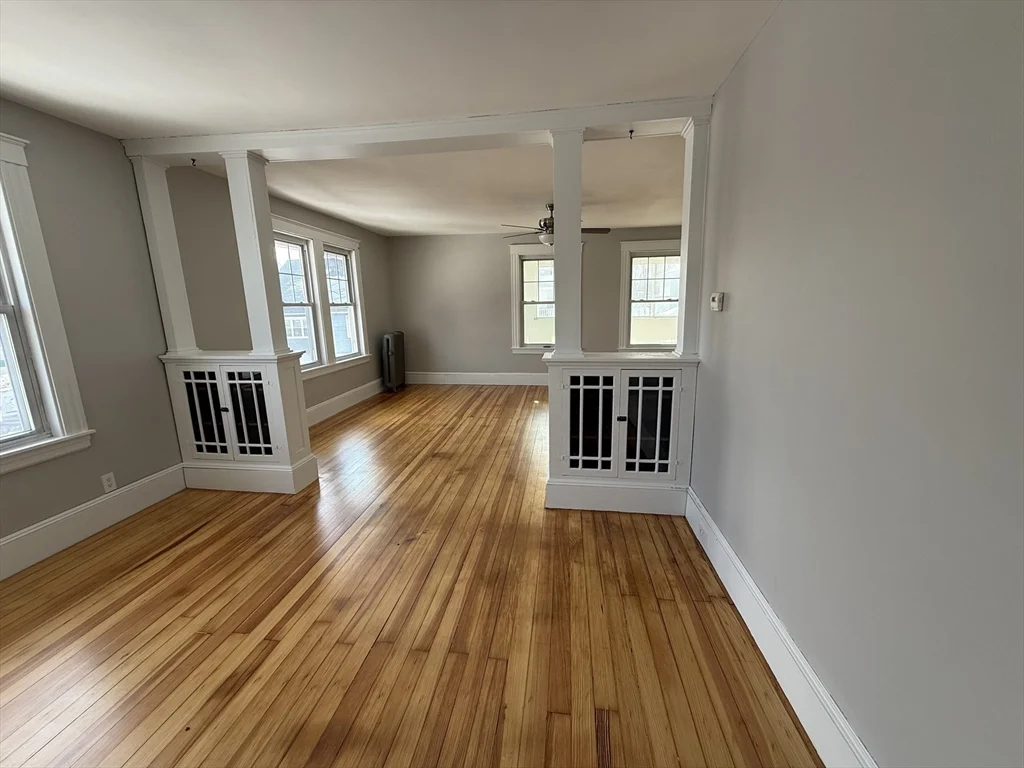 153 Oakland Ave, Methuen