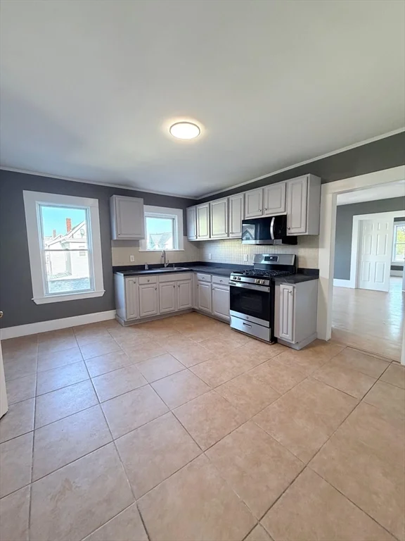 63 Harvard St, Brockton