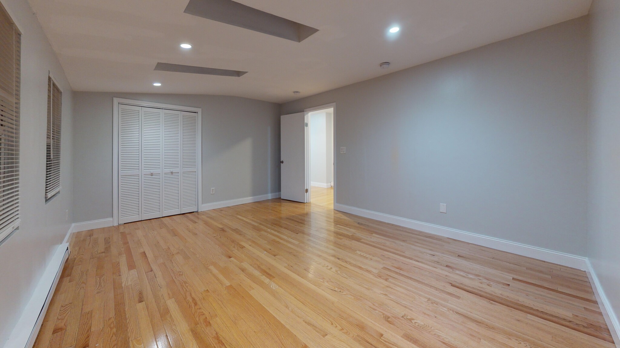 5 Stafford St, Roxbury