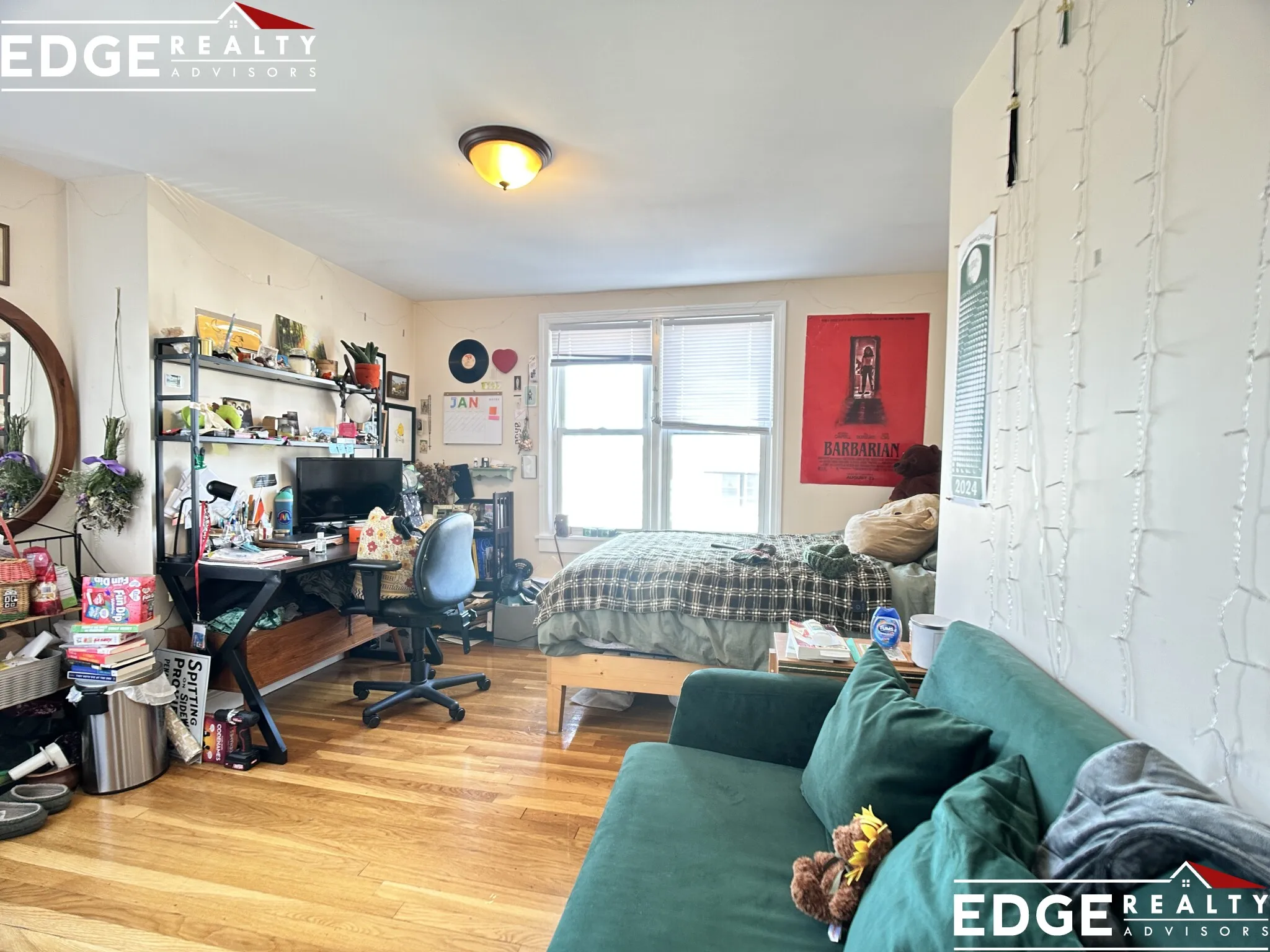 27 Bostonia Ave, Oak Square